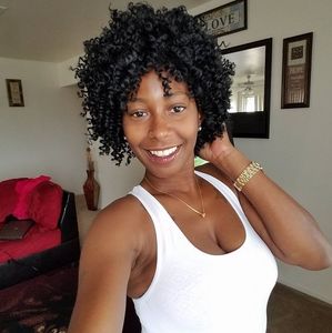 Meet your Posher, Monica